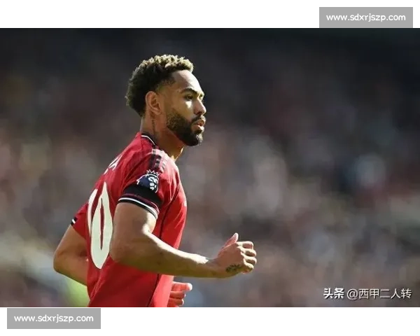 哈格里夫斯盛赞库尼亚：这股拼劲正是曼联所需