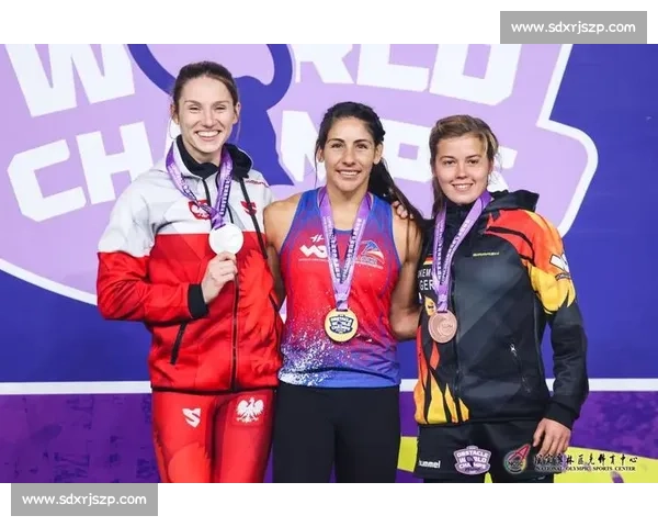 世锦赛 100 米障碍跑:兄弟对决,卢克卫冕双金 世锦赛 100 米障碍跑:兄弟对决,卢克卫冕双金