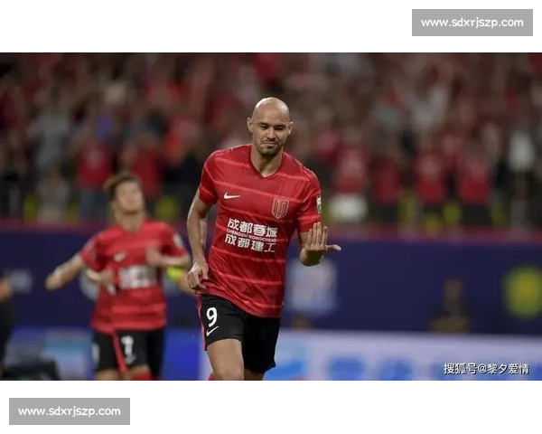 伤病潮中客负泰山,海港仍守中超榜首 伤病潮中客负泰山,海港仍守中超榜首